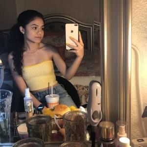 Meet your Posher, Thalia